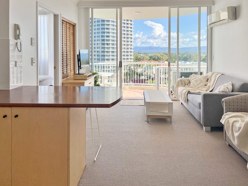 Surfers Paradise property 5