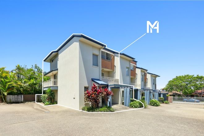 Varsity Lakes property 1