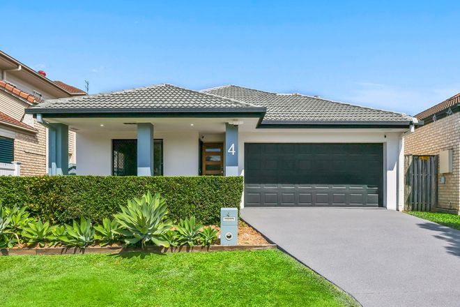 Varsity Lakes property 5