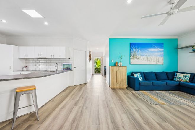 Varsity Lakes property 6